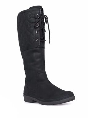 Ugg ‘Elsa’ Women's Black Quilted Lace-Up Boot size 8